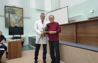  Благодарность Безрукову Александру Евгеньевичу за работу в  больнице Н.И. Пирогова на протяжении 35 лет